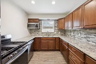 2509 Avenel Drive, Farmers Branch, TX 75234 - Photo 14