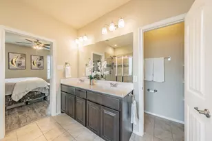 153 Hidden Creek Ct, Saginaw, TX 76131 - Photo 18