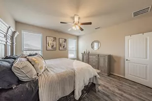 153 Hidden Creek Ct, Saginaw, TX 76131 - Photo 14