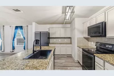 1302 Cedar Hollow Drive, Princeton, TX 75407 - Photo 10