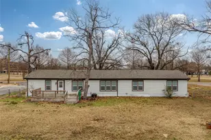 903 Lynn St, Bonham, TX 75418 - Photo 26