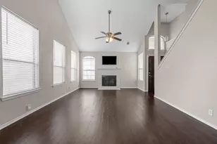 1135 Southpointe Dr, DeSoto, TX 75115 - Photo 4