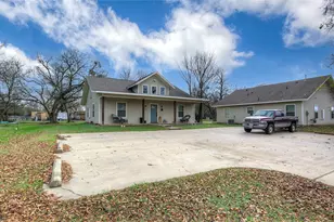 600 Maple St, Commerce, TX 75428 - Photo 34