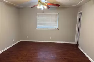 528 Park Center Blvd, Saginaw, TX 76179 - Photo 6