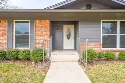 5825 Stratford Drive, Waco, TX 76710 - Photo 2