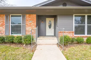 5825 Stratford Dr, Waco, TX 76710 - Photo 2