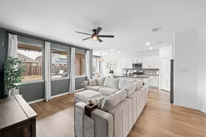 1825 Lake Grove Drive, Little Elm, TX 75068 - Photo 6