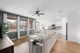 1825 Lake Grove Dr, Little Elm, TX 75068 - Photo 6