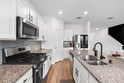 1825 Lake Grove Drive, Little Elm, TX 75068 - Photo 8