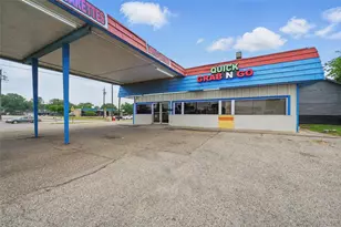 100 S Kaufman St, Ennis, TX 75119 - Photo 1