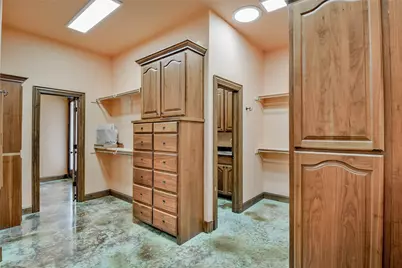 1501 S Chisholm Trail, Granbury, TX 76048 - Photo 22