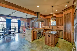 1501 S Chisholm Trail, Granbury, TX 76048 - Photo 10