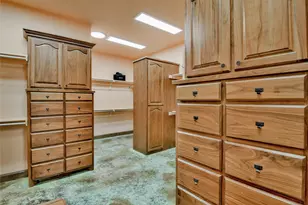 1501 S Chisholm Trail, Granbury, TX 76048 - Photo 20