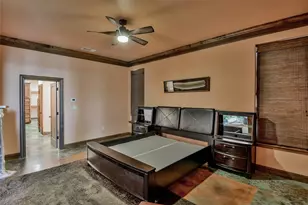 1501 S Chisholm Trail, Granbury, TX 76048 - Photo 18