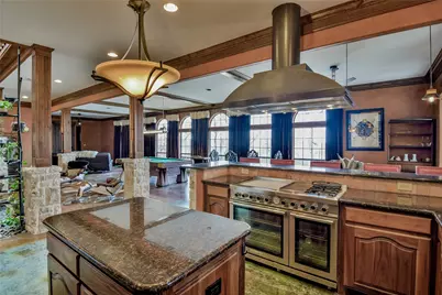 1501 S Chisholm Trail, Granbury, TX 76048 - Photo 10