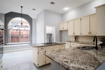 4664 Cherokee Path, Carrollton, TX 75010 - Photo 6