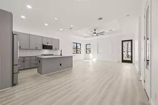 3323 Reed Ln, Dallas, TX 75215 - Photo 2