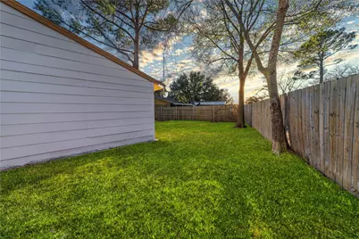 934 Meadowdale Circle, Garland, TX 75043 - Photo 34