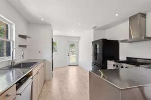 2511 Burlington Blvd, Dallas, TX 75211 - Photo 16