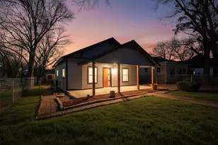 2216 Ross Ave, Fort Worth, TX 76164 - Photo 4