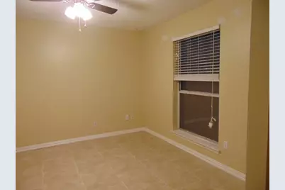 2114 E Park Row Drive, Arlington, TX 76010 - Photo 18