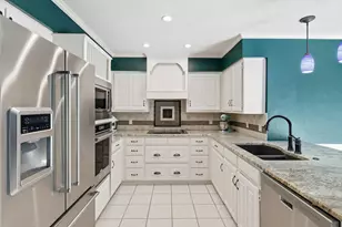 3721 Fieldcrest Ln, Bedford, TX 76021 - Photo 12