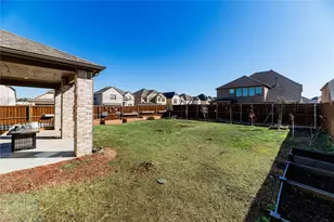 2148 Chapman Ln, Little Elm, TX 75068 - Photo 26