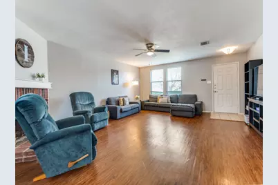 8406 Beachplum Way, Arlington, TX 76002 - Photo 4