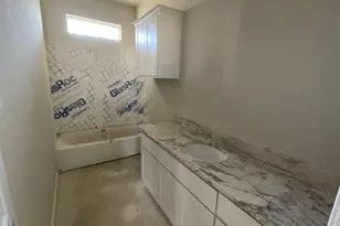 1203 Anthony St, Gainesville, TX 76240 - Photo 18