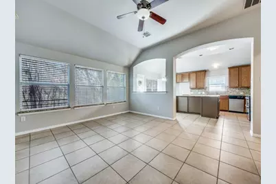 4445 Stones River Road, Grand Prairie, TX 75052 - Photo 4