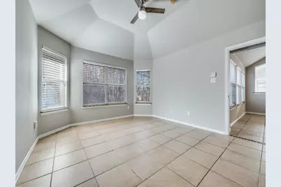 4445 Stones River Road, Grand Prairie, TX 75052 - Photo 6