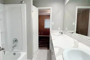 2722 Wimbledon Ct, Garland, TX 75041 - Photo 18