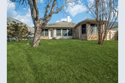 4445 Stones River Road, Grand Prairie, TX 75052 - Photo 12