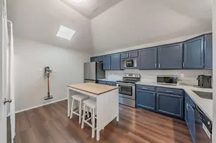 1004 Alameda Dr, Carrollton, TX 75007 - Photo 8