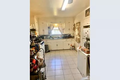 6925 Kennison Drive, Dallas, TX 75227 - Photo 2