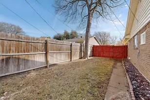 1102 Crisp Dr, Irving, TX 75061 - Photo 36