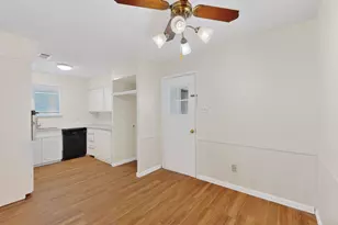 1102 Crisp Dr, Irving, TX 75061 - Photo 14