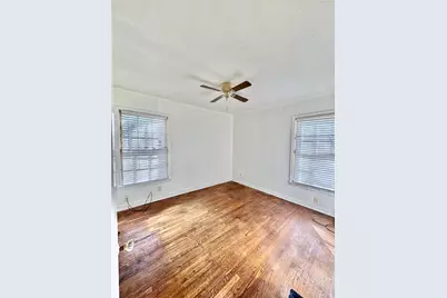 8246 Marvel Drive, Dallas, TX 75217 - Photo 10