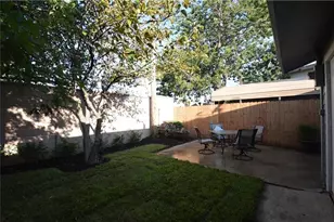 518 Hunters Glen St, Lewisville, TX 75067 - Photo 20