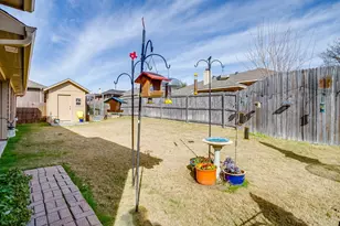 604 Marybeth Dr, Burleson, TX 76028 - Photo 36