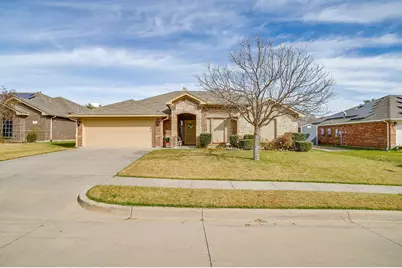 604 Marybeth Drive, Burleson, TX 76028 - Photo 2