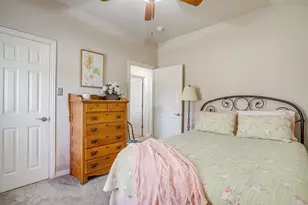 604 Marybeth Dr, Burleson, TX 76028 - Photo 26