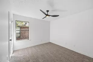 1940 Berrybrook Dr, Fort Worth, TX 76134 - Photo 16