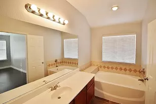 517 Kingscote Ct, Arlington, TX 76010 - Photo 12