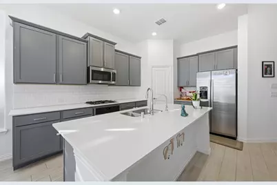 2121 Esher Drive, Little Elm, TX 75068 - Photo 4