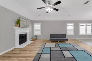 2756 Cresent Lake Dr, Little Elm, TX 75068 - Photo 12