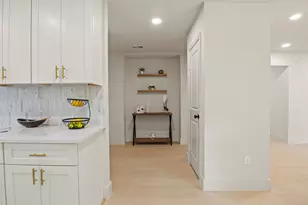 10427 Carry Back Pl, Dallas, TX 75229 - Photo 16