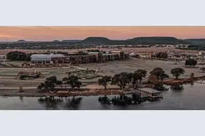 5579 County Road 2013, Glen Rose, TX 76690 - Photo 32