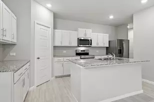 3105 Maple Orch Ln, Fort Worth, TX 76140 - Photo 4