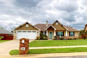 404 Hyde Park Dr, Chandler, TX 75758 - Photo 1